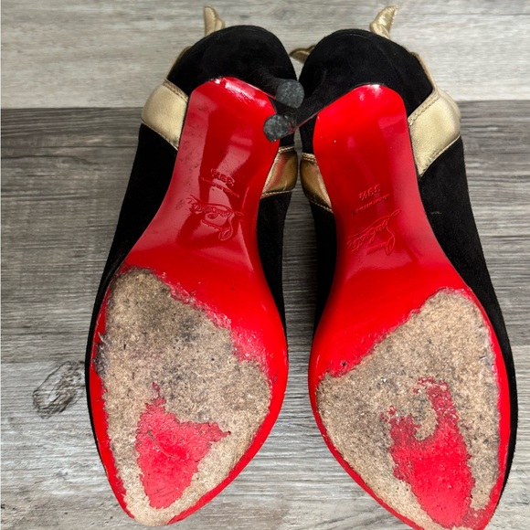 Christian Louboutin Mercura 100mm Black suede Wing Bootie Pump 9.5 - Picture 2 of 4